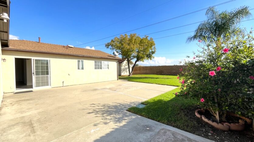 7593 Hyssop Dr. - Rancho Cucamonga - California - 3 bed, 2 bath rental property