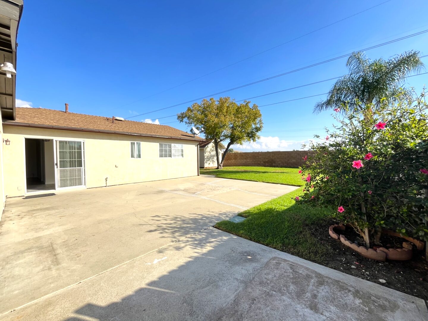 7593 Hyssop Dr. - Rancho Cucamonga - California - 3 bed, 2 bath rental property