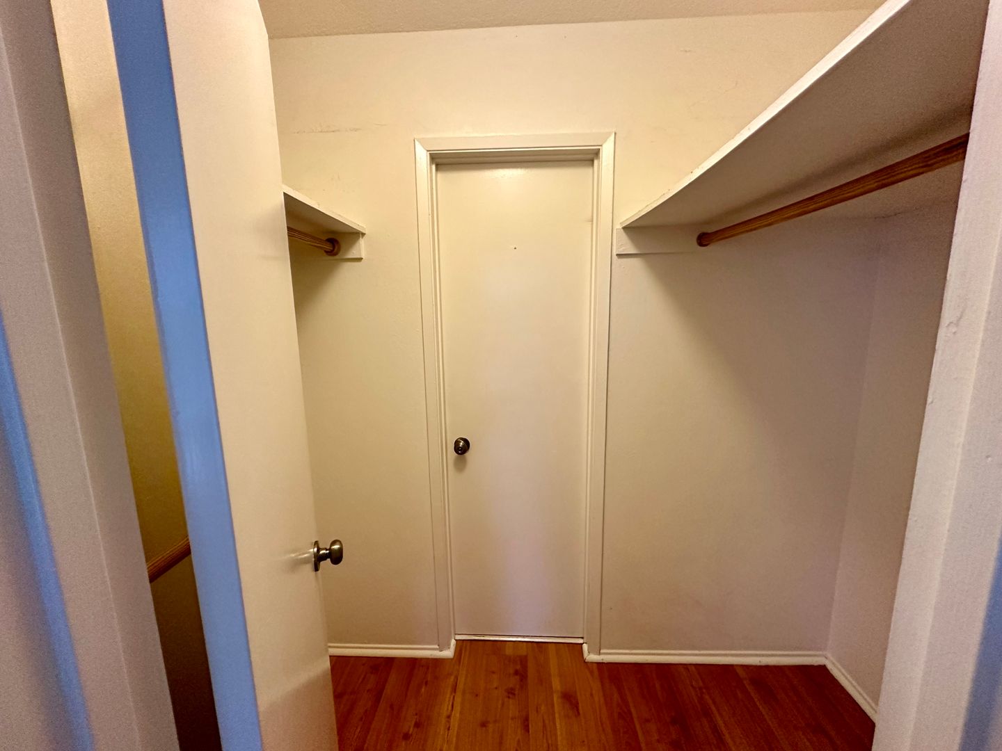 8 Admiral Drive #239 - Emeryville - California - 1 bath rental property