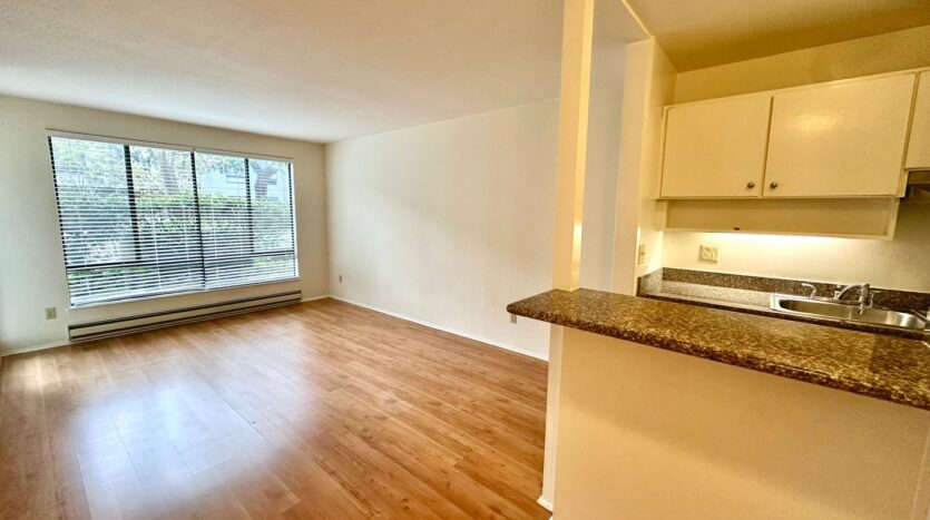 8 Admiral Drive #239 - Emeryville - California - 1 bath rental property