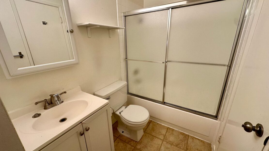 8 Admiral Drive #239 - Emeryville - California - 1 bath rental property
