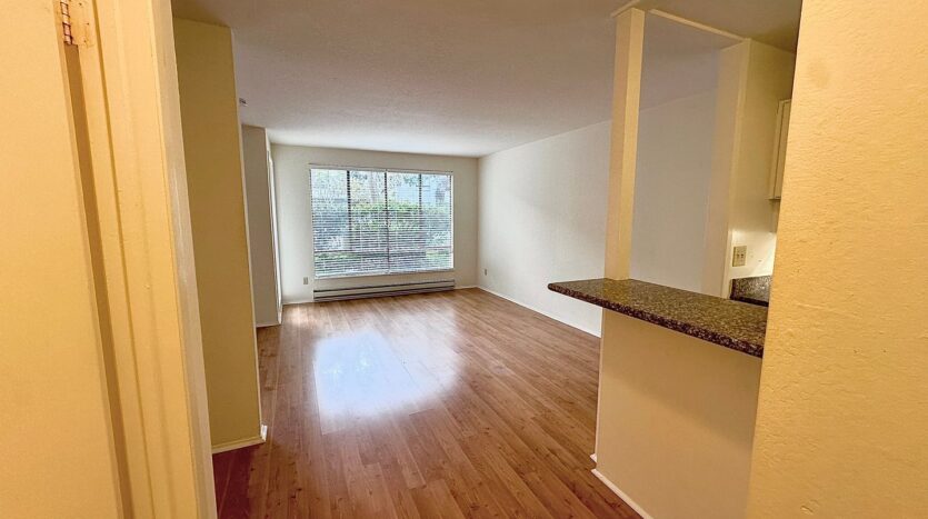 8 Admiral Drive #239 - Emeryville - California - 1 bath rental property
