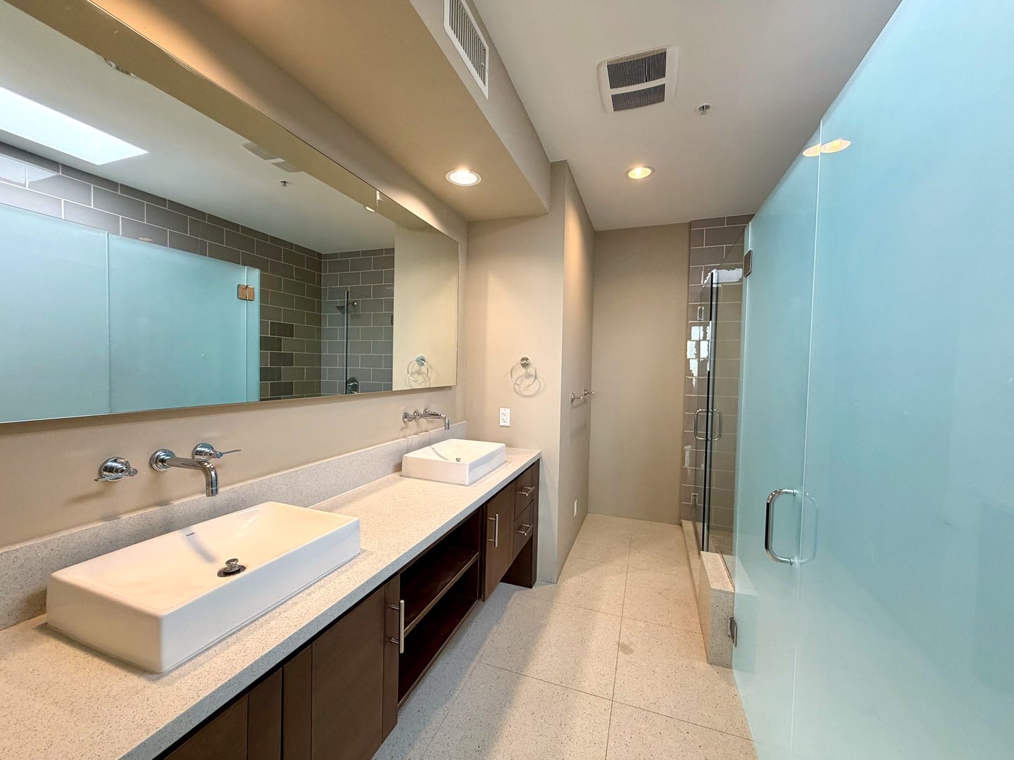 803 N Palm Canyon Dr.  - Unit 07 - Palm Springs - California - 2 bed, 2 bath rental property