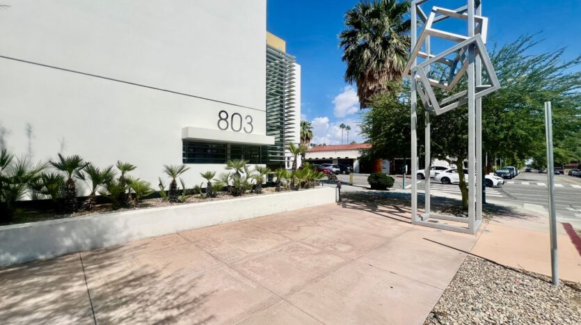 803 N Palm Canyon Dr.  - Unit 07 - Palm Springs - California - 2 bed, 2 bath rental property