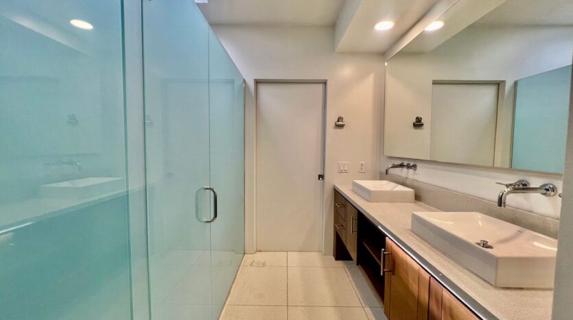 803 N Palm Canyon Dr.  - Unit 07 - Palm Springs - California - 2 bed, 2 bath rental property