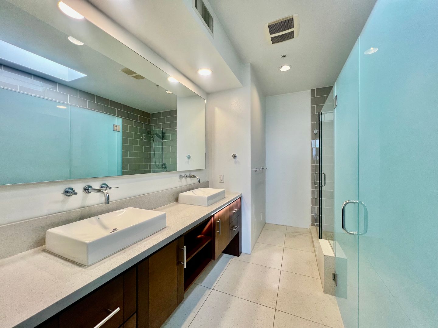 803 N Palm Canyon Dr.  - Unit 07 - Palm Springs - California - 2 bed, 2 bath rental property