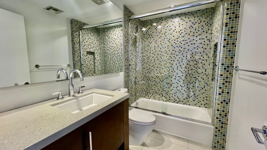 803 N Palm Canyon Dr.  - Unit 07 - Palm Springs - California - 2 bed, 2 bath rental property