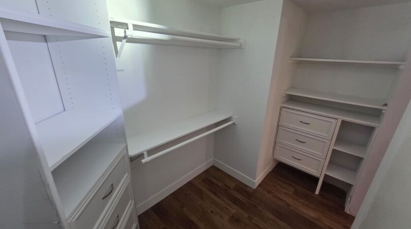 810 Bergamont Dr - Henderson - Nevada - 4 bed, 2 bath rental property