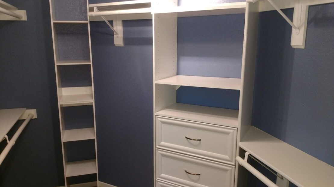 810 Bergamont Dr - Henderson - Nevada - 4 bed, 2 bath rental property