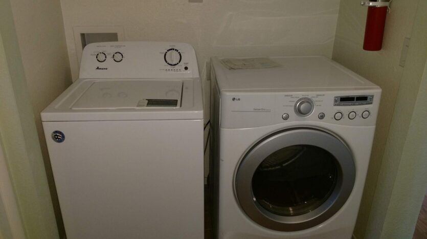 810 Bergamont Dr - Henderson - Nevada - 4 bed, 2 bath rental property