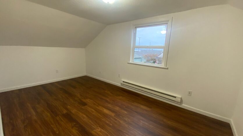 810 E 63rd St  - Tacoma - Washington - 4 bed, 2 bath rental property