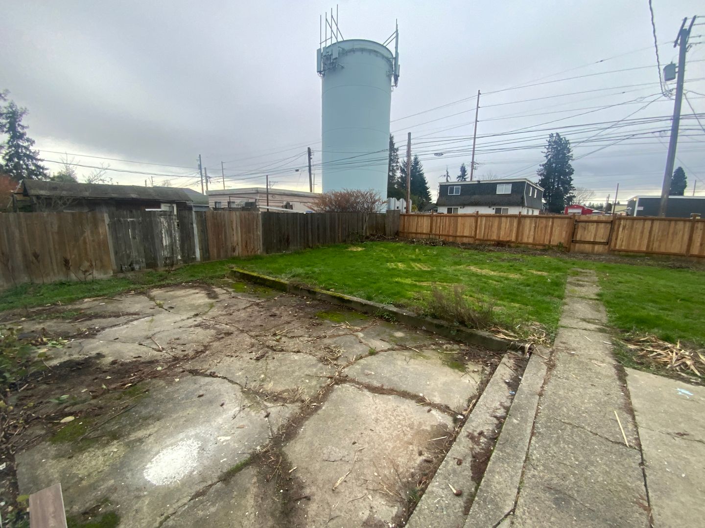 810 E 63rd St  - Tacoma - Washington - 4 bed, 2 bath rental property