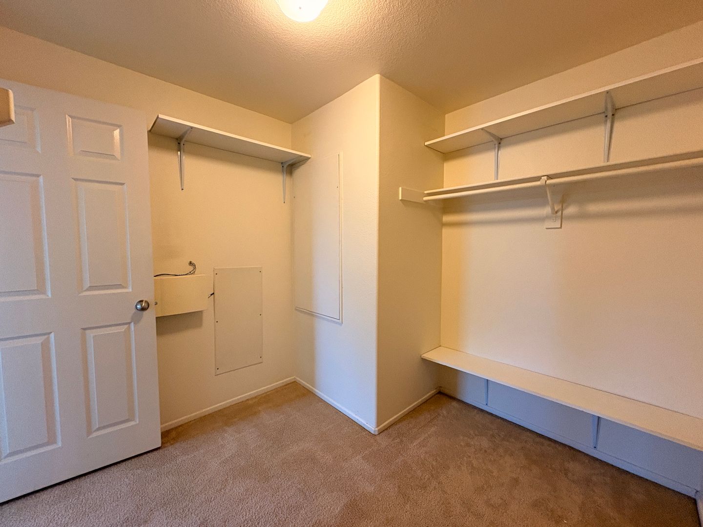 8123 W Preserve Loop - Chino - California - 2 bed, 2 bath rental property