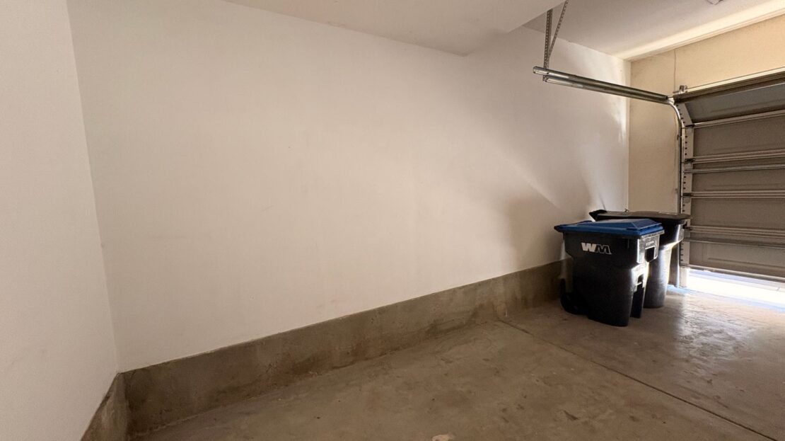 8123 W Preserve Loop - Chino - California - 2 bed, 2 bath rental property