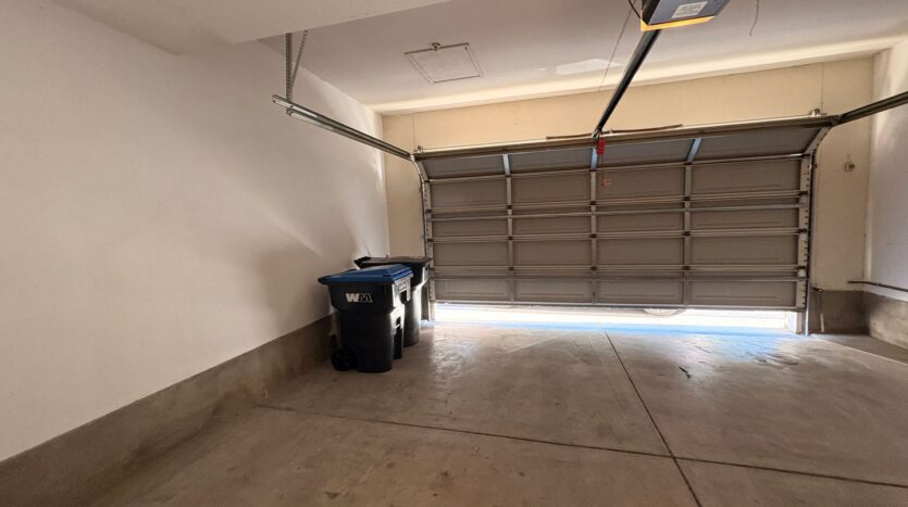 8123 W Preserve Loop - Chino - California - 2 bed, 2 bath rental property