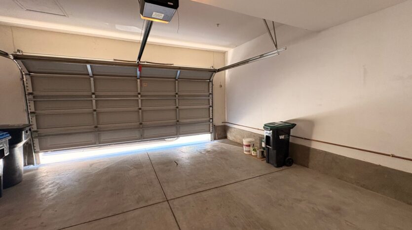 8123 W Preserve Loop - Chino - California - 2 bed, 2 bath rental property