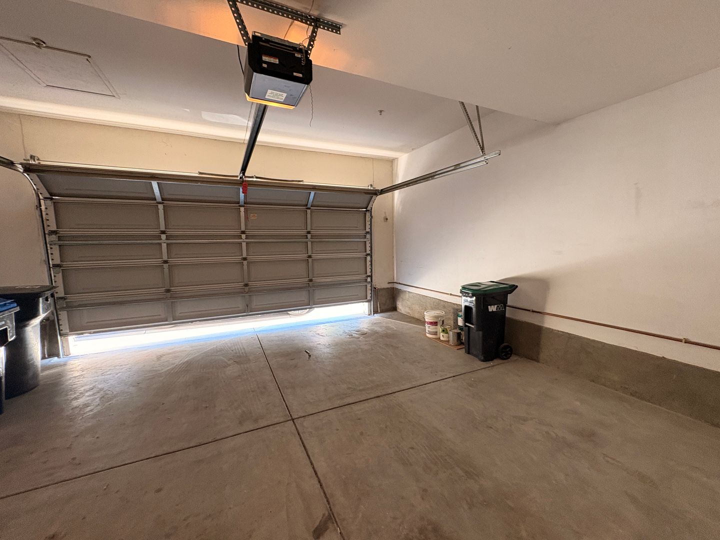 8123 W Preserve Loop - Chino - California - 2 bed, 2 bath rental property