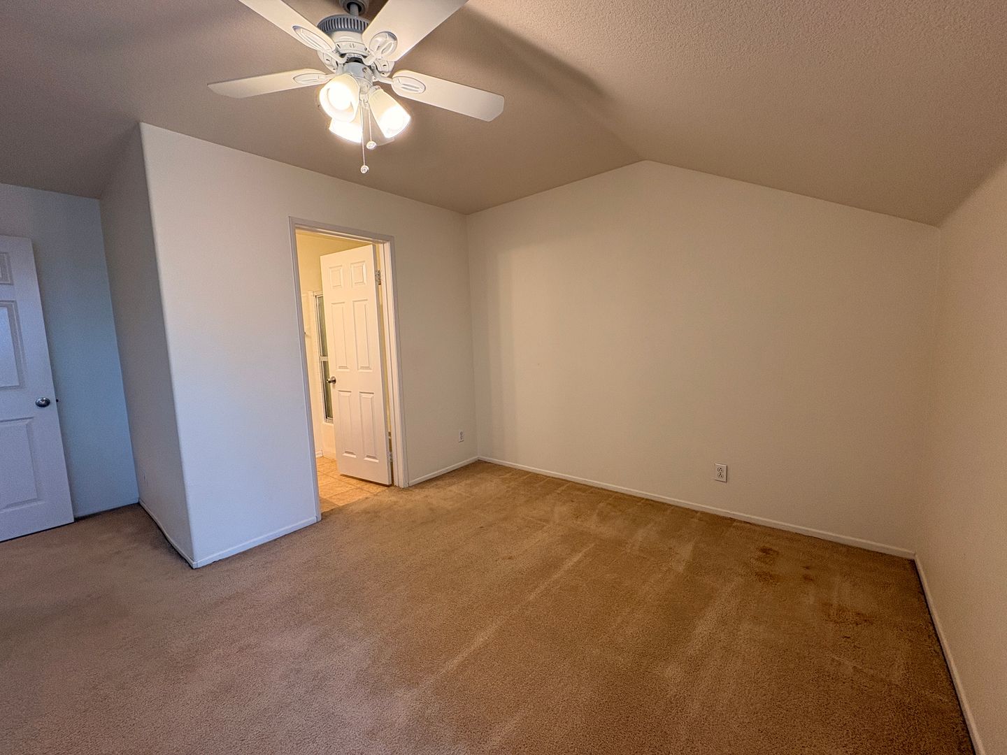 8123 W Preserve Loop - Chino - California - 2 bed, 2 bath rental property