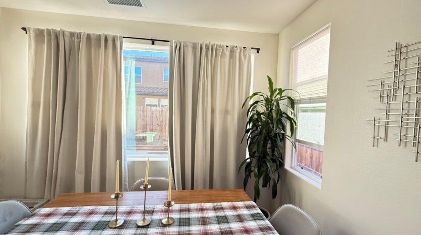 836 Winchell Way  - Madera - California - 3 bed, 2.5 bath rental property