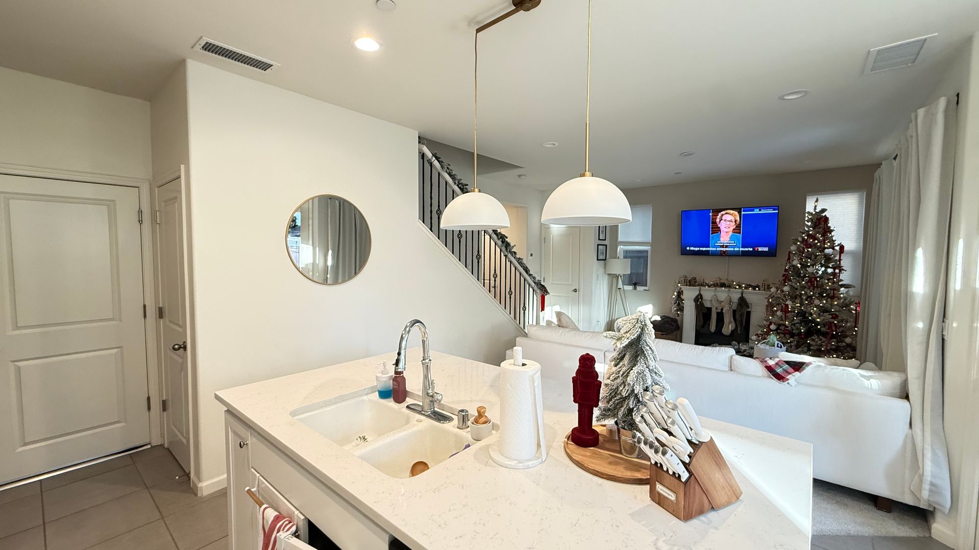 836 Winchell Way  - Madera - California - 3 bed, 2.5 bath rental property