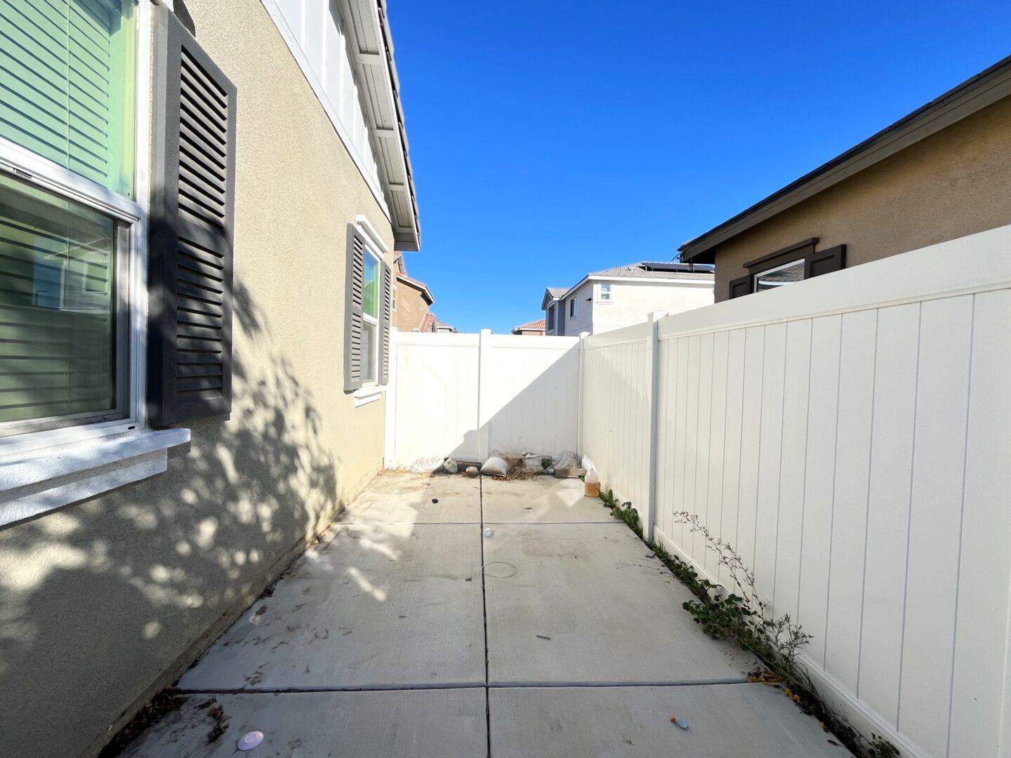 877 W. Tullock St - Bloomington - California - 3 bed, 2 bath rental property