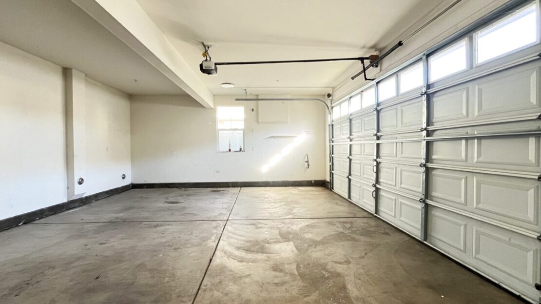 877 W. Tullock St - Bloomington - California - 3 bed, 2 bath rental property