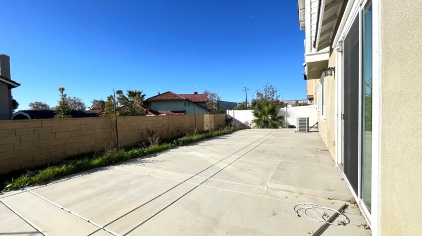 877 W. Tullock St - Bloomington - California - 3 bed, 2 bath rental property