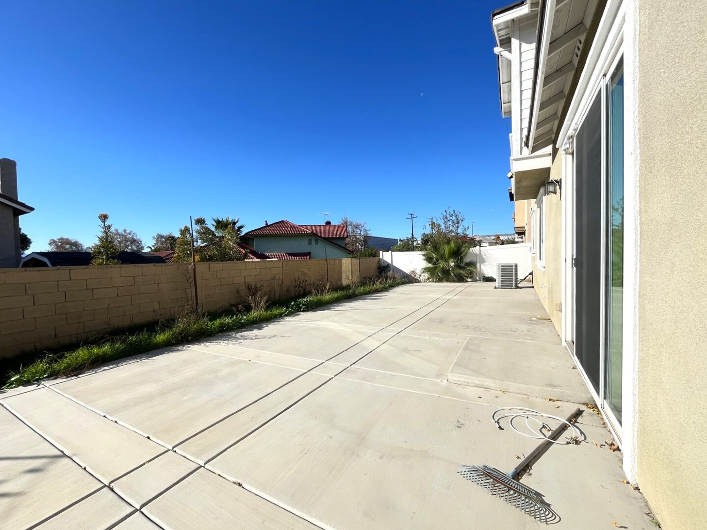 877 W. Tullock St - Bloomington - California - 3 bed, 2 bath rental property