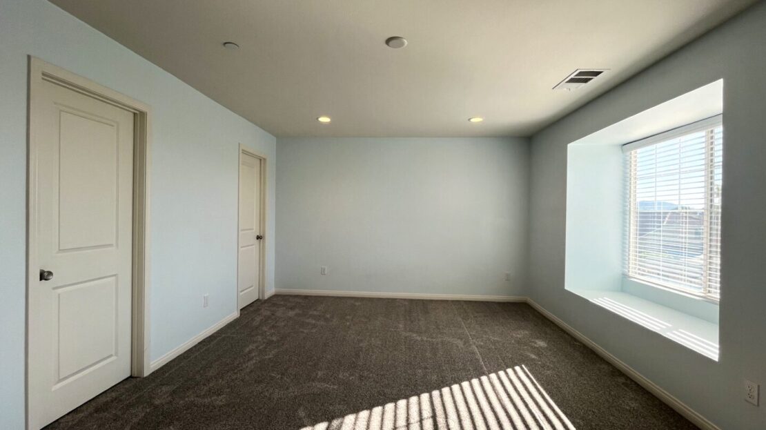 877 W. Tullock St - Bloomington - California - 3 bed, 2 bath rental property