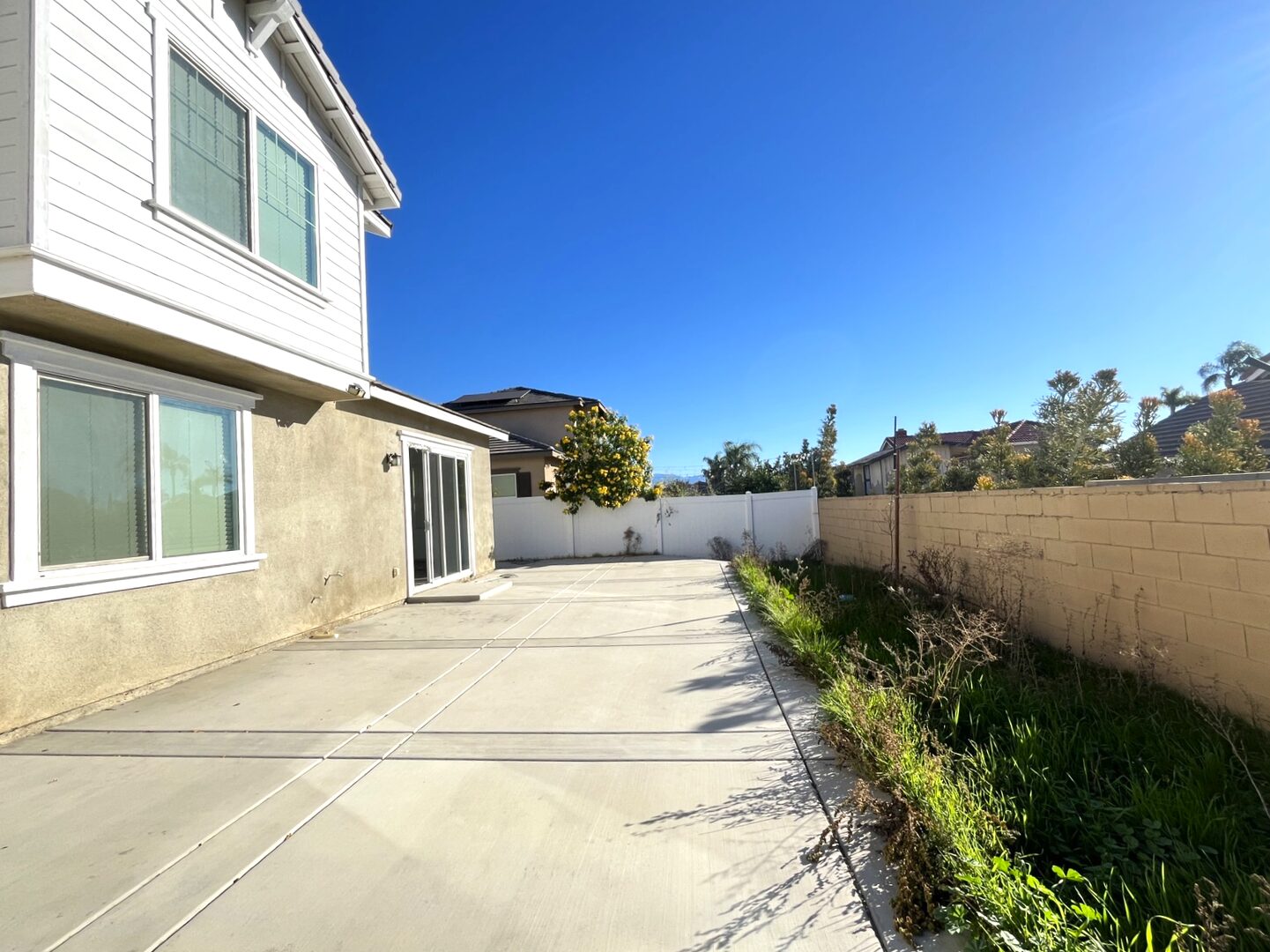 877 W. Tullock St - Bloomington - California - 3 bed, 2 bath rental property