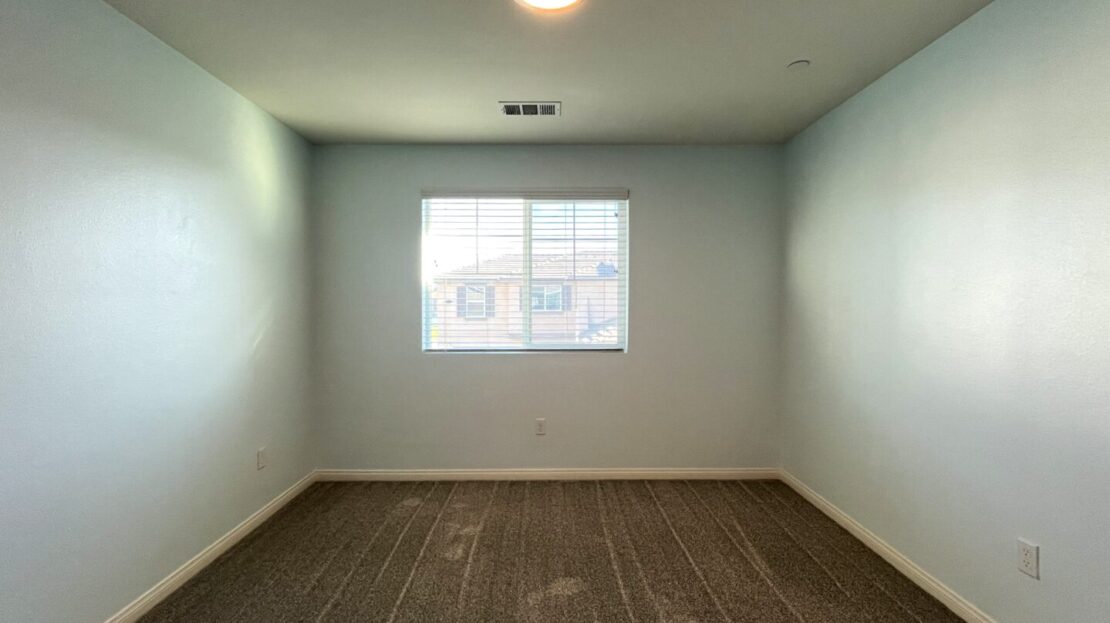 877 W. Tullock St - Bloomington - California - 3 bed, 2 bath rental property