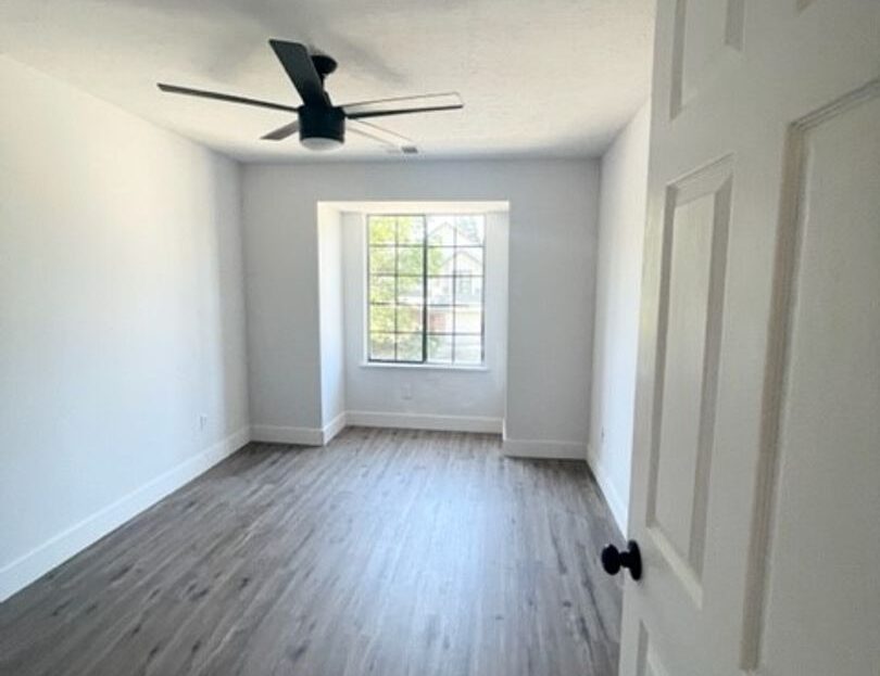 8879 Minnie Circle - Elk Grove - California - 3 bed, 3 bath rental property