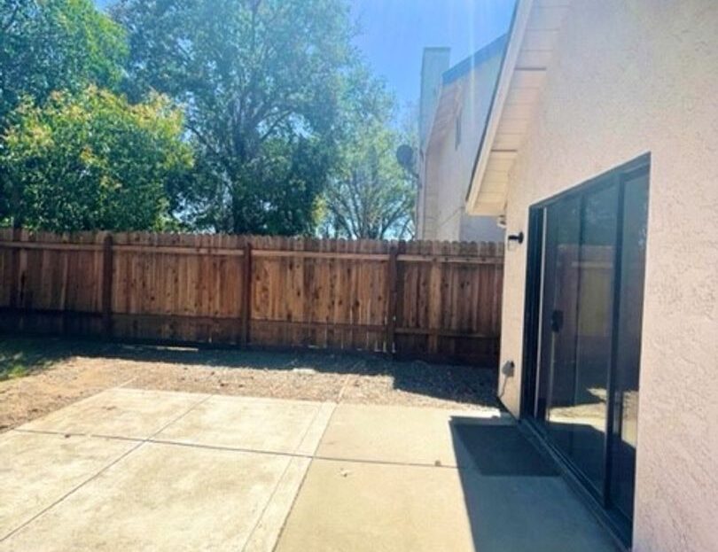 8879 Minnie Circle - Elk Grove - California - 3 bed, 3 bath rental property