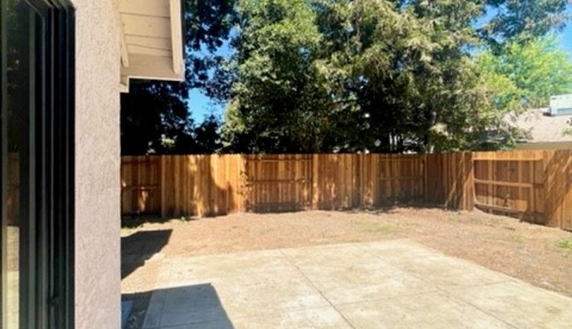 8879 Minnie Circle - Elk Grove - California - 3 bed, 3 bath rental property