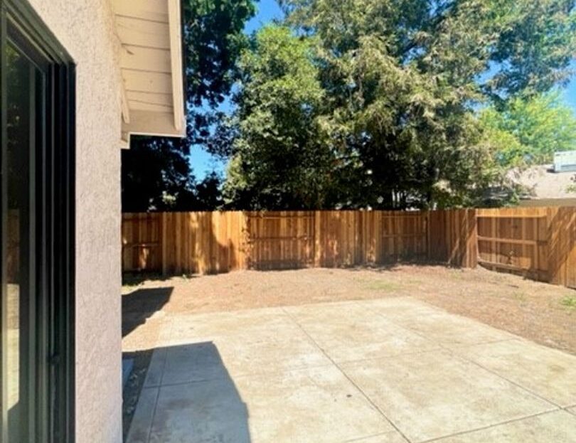 8879 Minnie Circle - Elk Grove - California - 3 bed, 3 bath rental property