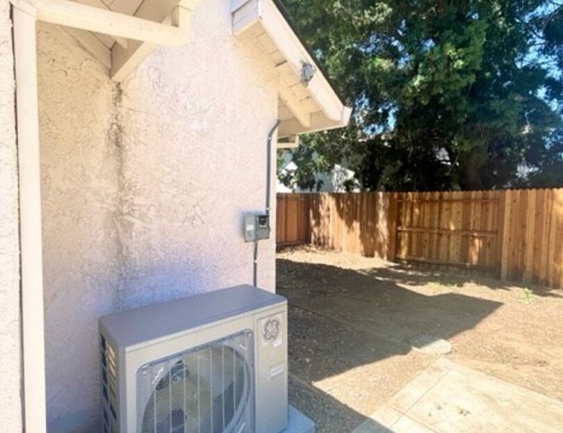 8879 Minnie Circle - Elk Grove - California - 3 bed, 3 bath rental property