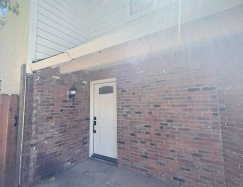 8879 Minnie Circle - Elk Grove - California - 3 bed, 3 bath rental property