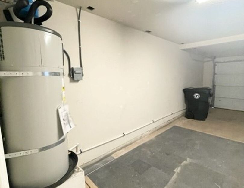 8879 Minnie Circle - Elk Grove - California - 3 bed, 3 bath rental property