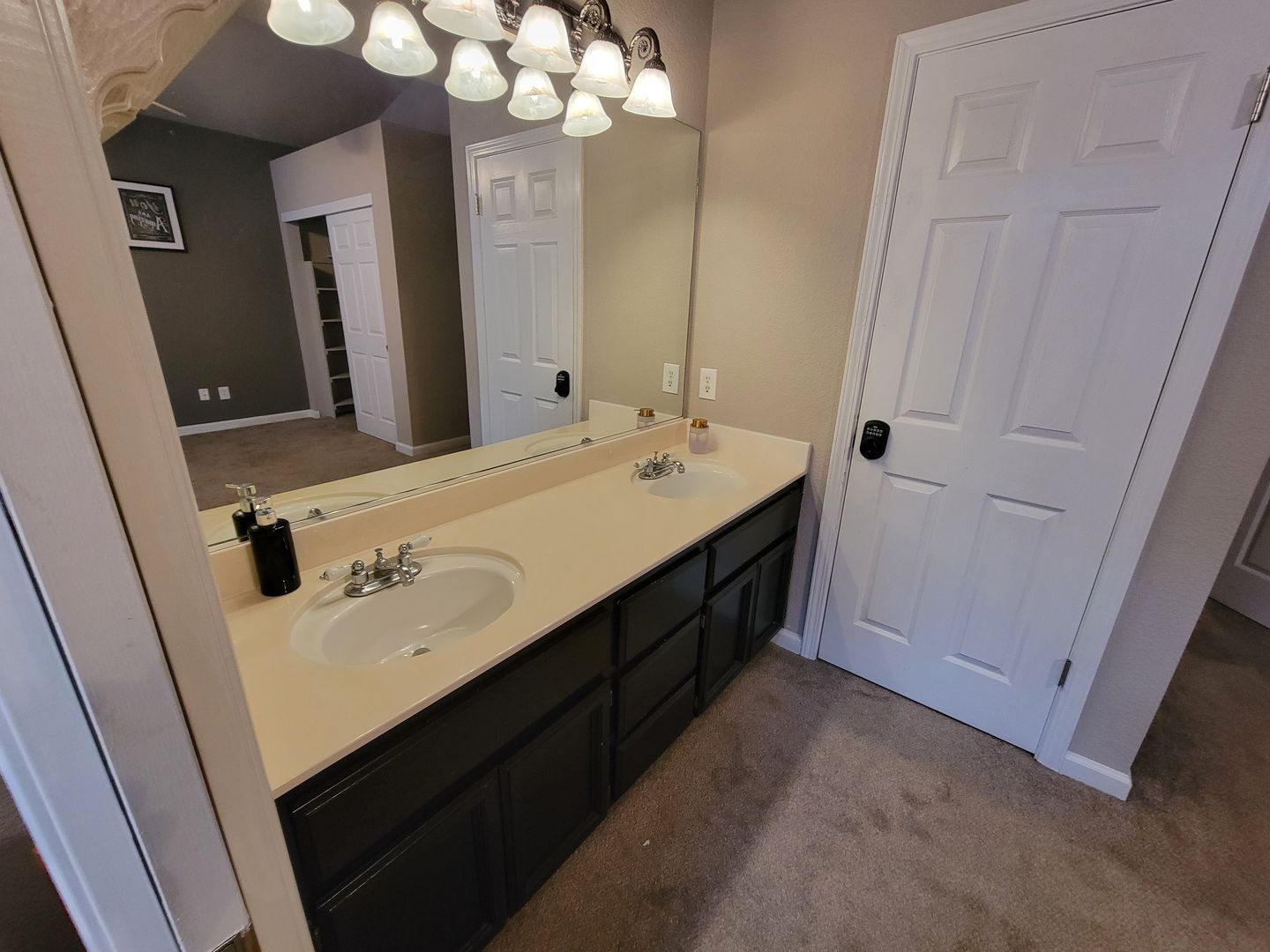 9316 Caulfield Way - Elk Grove - California - 3 bed, 2 bath rental property