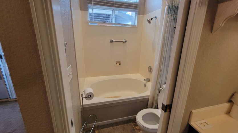 9316 Caulfield Way - Elk Grove - California - 3 bed, 2 bath rental property