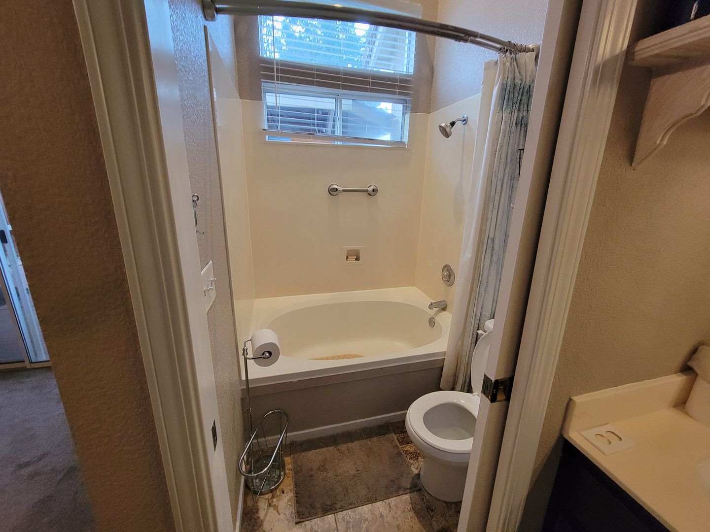 9316 Caulfield Way - Elk Grove - California - 3 bed, 2 bath rental property