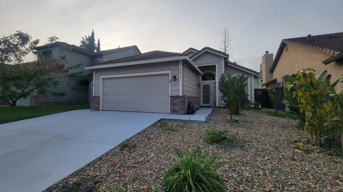 9316 Caulfield Way - Elk Grove - California - 3 bed, 2 bath rental property
