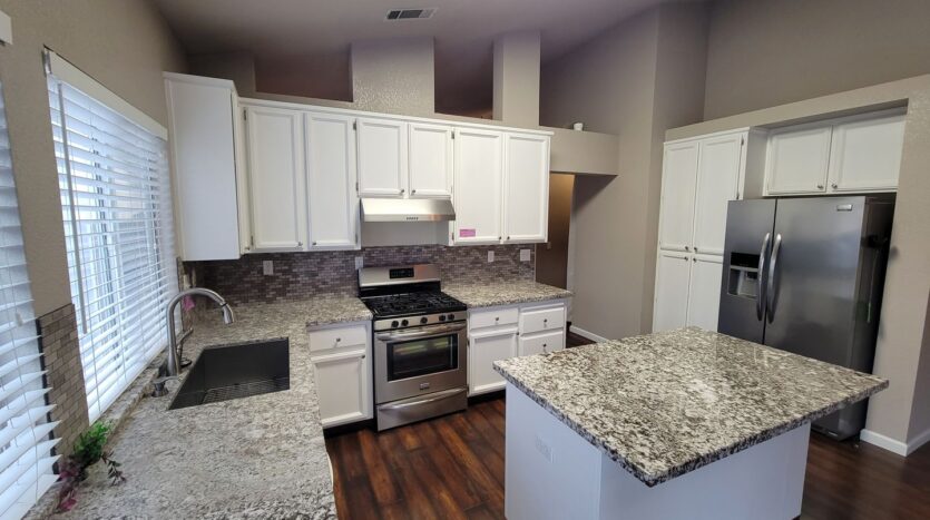 9316 Caulfield Way - Elk Grove - California - 3 bed, 2 bath rental property