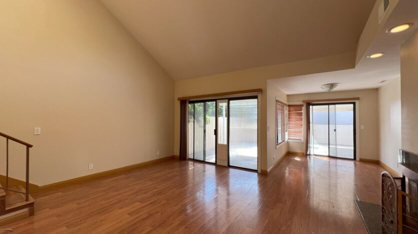 936 Venice Glen - Escondido - California - 3 bed, 2.5 bath rental property