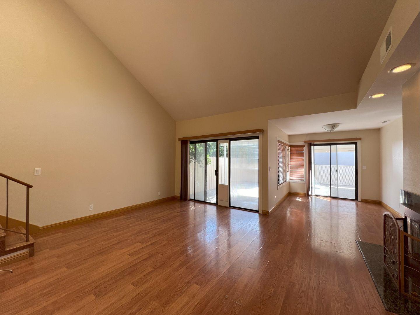 936 Venice Glen - Escondido - California - 3 bed, 2.5 bath rental property