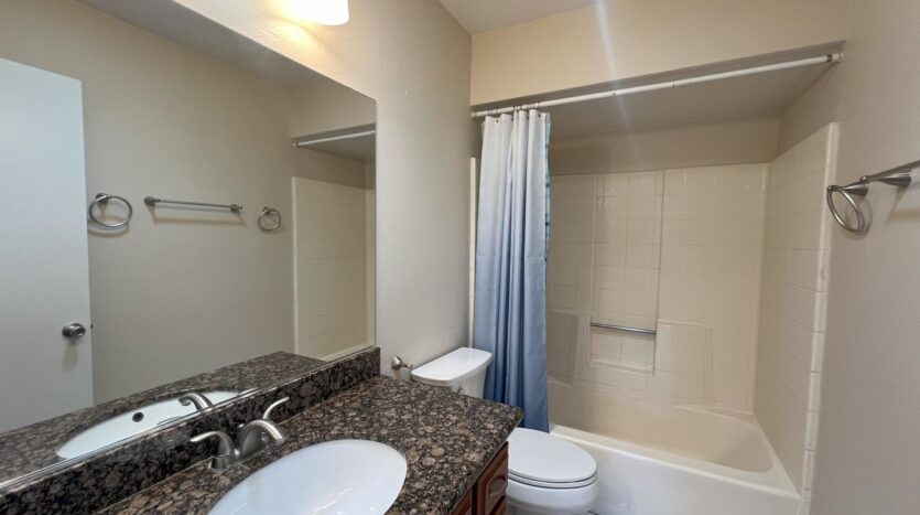 936 Venice Glen - Escondido - California - 3 bed, 2.5 bath rental property