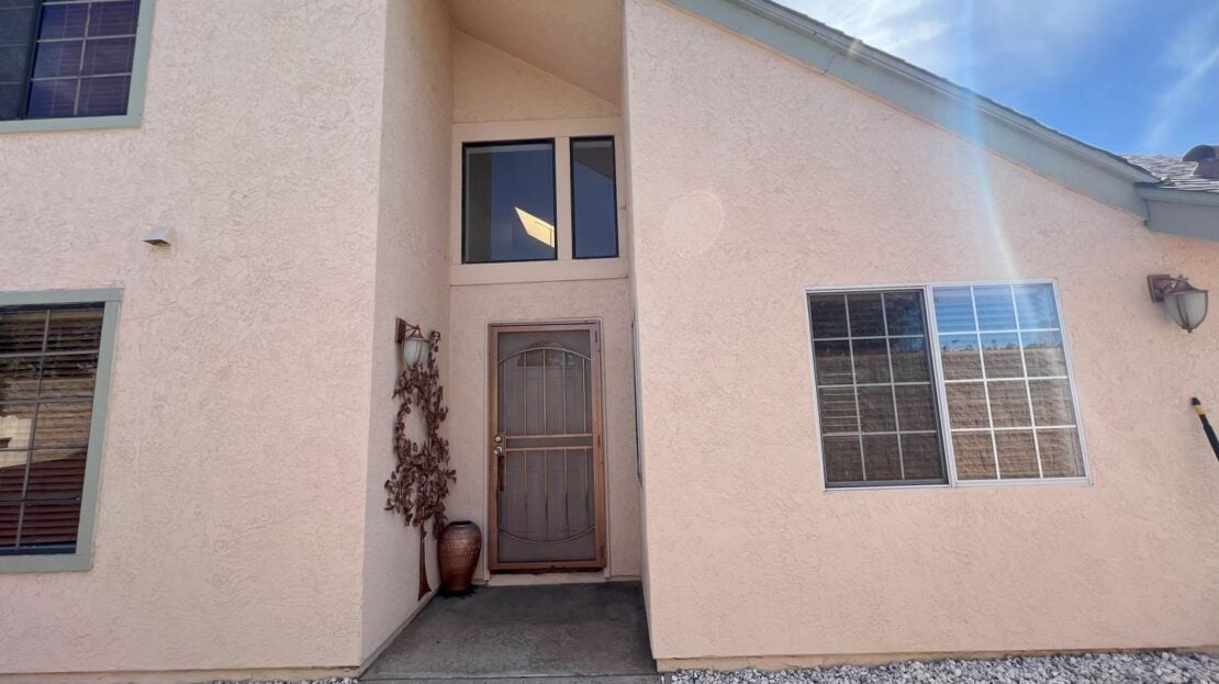 936 Venice Glen - Escondido - California - 3 bed, 2.5 bath rental property