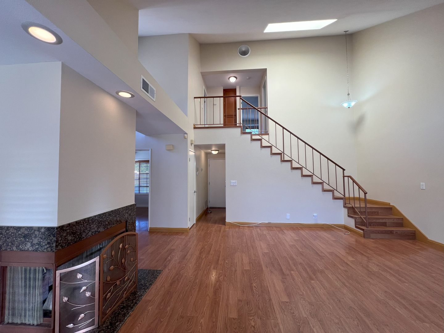 936 Venice Glen - Escondido - California - 3 bed, 2.5 bath rental property