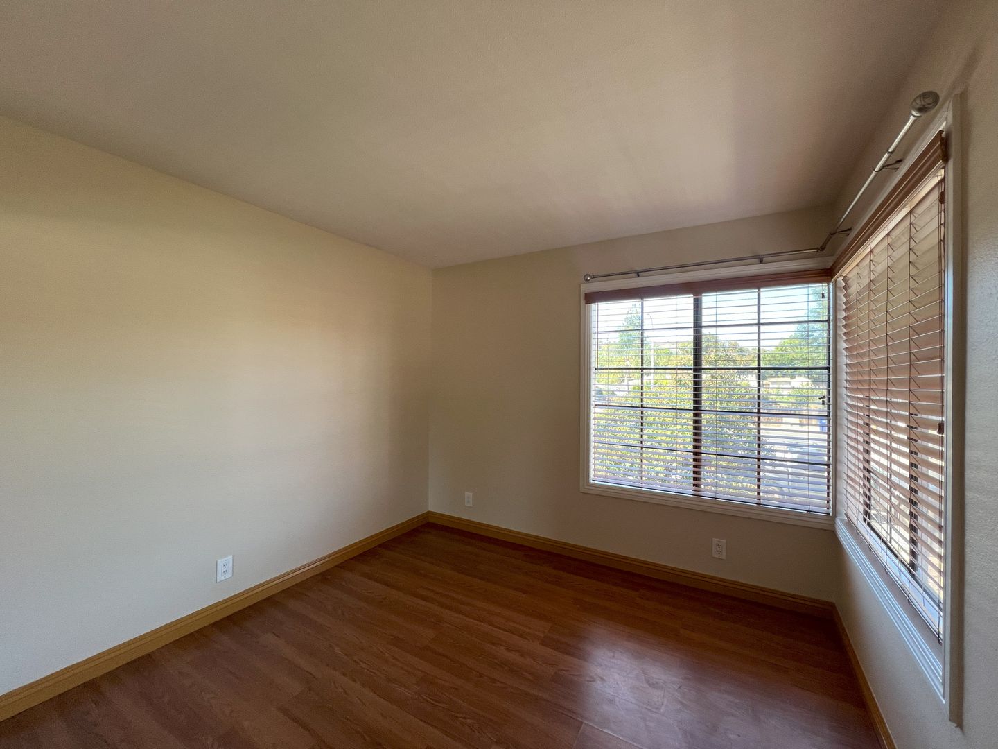 936 Venice Glen - Escondido - California - 3 bed, 2.5 bath rental property