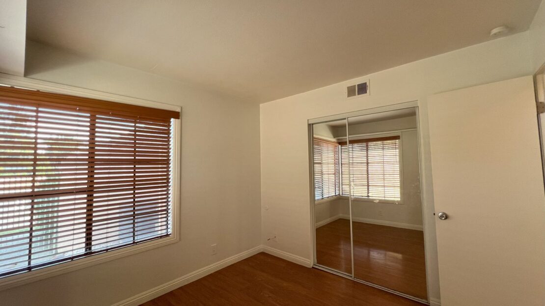 936 Venice Glen - Escondido - California - 3 bed, 2.5 bath rental property